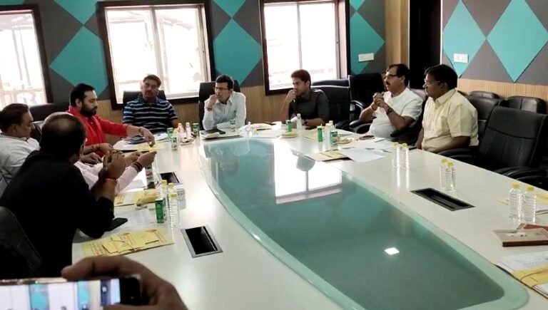महाकाल महलोक कंट्रोल रूम पर हुई महाकाल मंदिर प्रबंध समिति की महत्वपूर्ण बैठक, मंदिर परिसर में बनेगा अस्पताल।