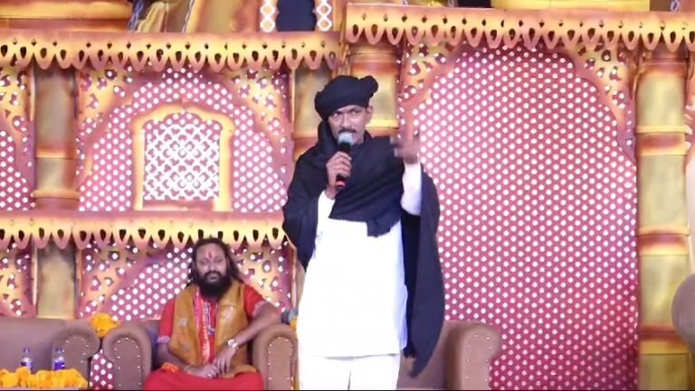 पण्डोखर धाम पहुंचे काली कंबल वाले बाबा ने बागेश्वर धाम को दे डाली चुनौती…