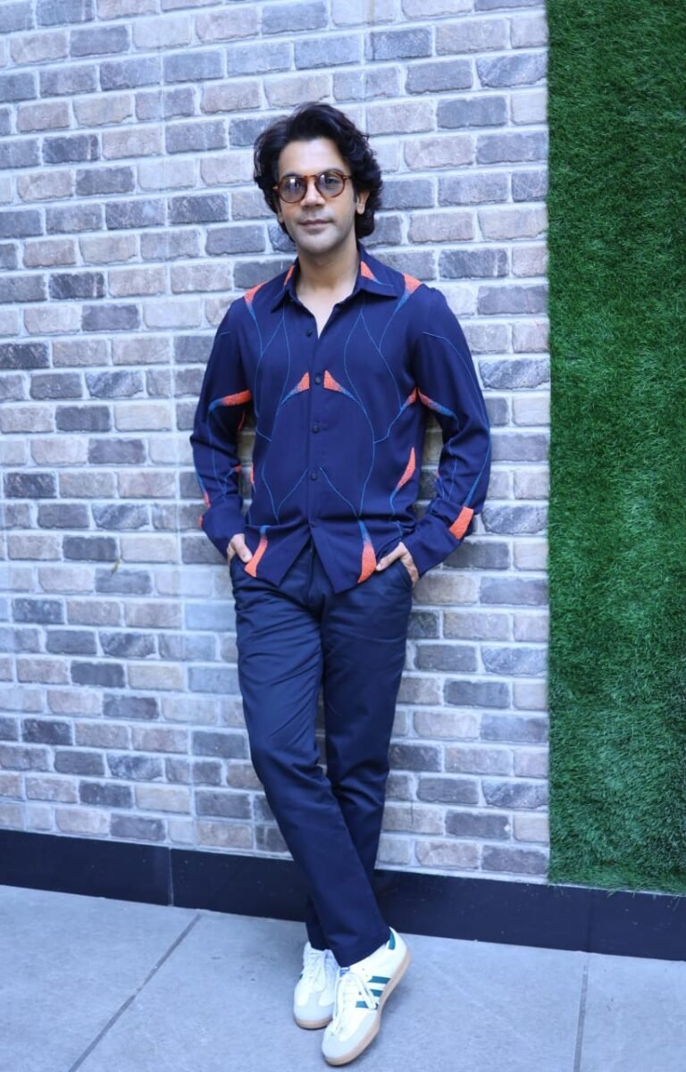 अपनी नई फिल्म के प्रमोशन को लेकर इंदौर पहुंचे फिल्म अभिनेता राजकुमार राव