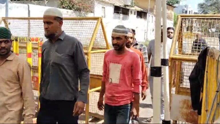 भोजशाला सर्वे में सिक्कों पर दावे , मुस्लिम समाज ने ASI पर न्यायालय के आदेशों की अवहेलना का लगाया आरोप , आंदोलन की कहीं बात।