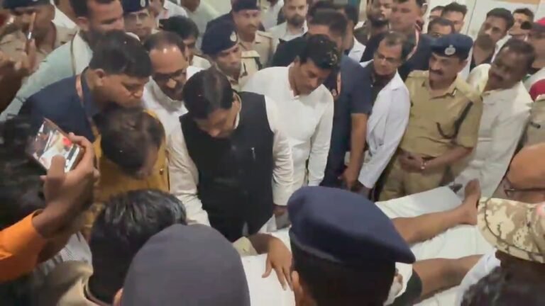 31 जवान बस हादसे में हुए घायल, मुख्यमंत्री ने ने हाल चाल।