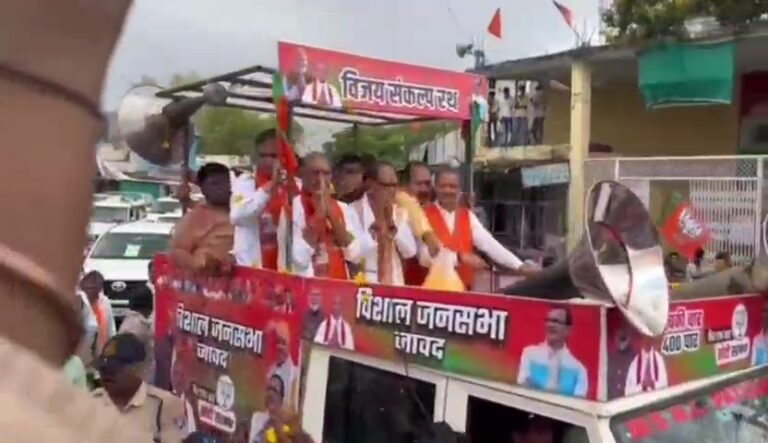 पूर्व मुख्यमंत्री शिवराज सवाल नहीं समझ पाए नवनीत राणा को बौद्धिक दिवालिया बताया।