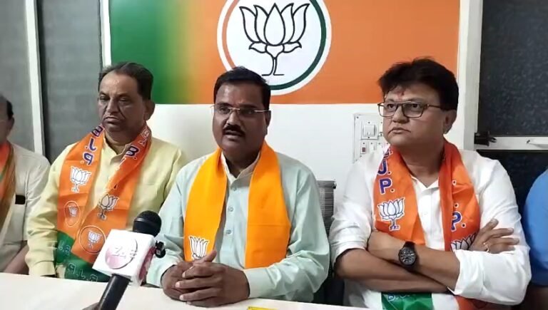 कांग्रेस प्रदेश महासचिव ने ली भाजपा की सदस्यता-कांग्रेस को बड़ा झटका।
