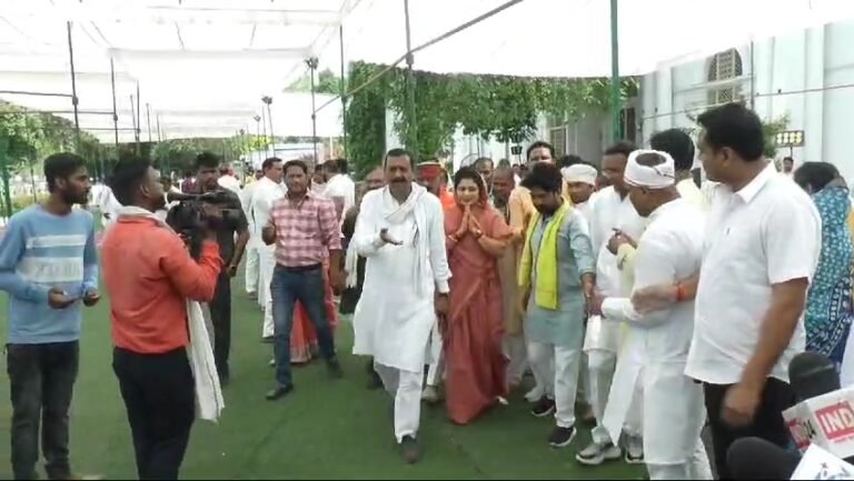 स्वाति मालीवाल मामले को मोहन यादव सरकार की मंत्री कृष्णा गौर ने बताया घोर निंदनीय।