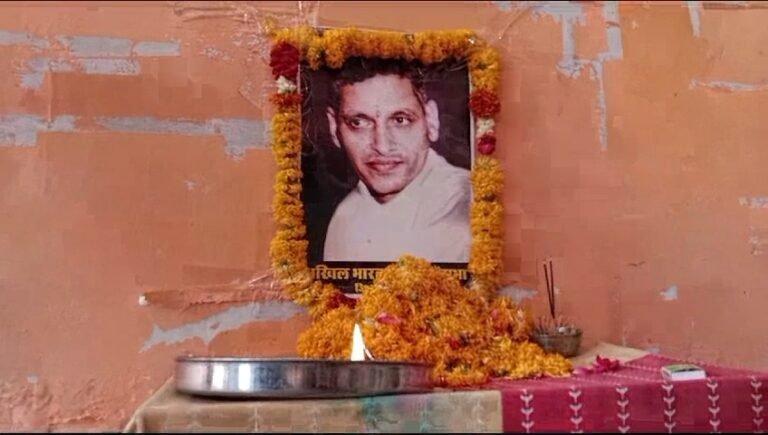 राष्ट्रपति महात्मा गांधी के हत्यारे नाथू राम गोडसे की मनाई गई एक बार फिर जयंती