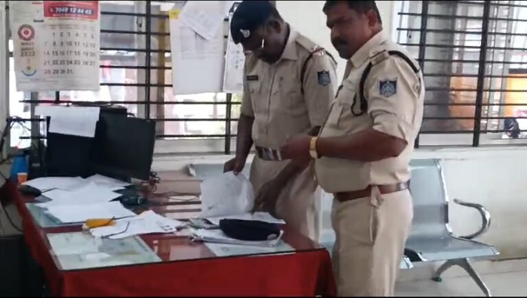 मल्हारगंज पुलिस ने दो मुन्ना भाइयों को किया गिरफ्तार।