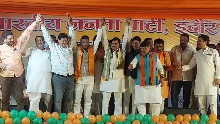 बीजेपी का दामन थामने वाले अक्षय कांति बम को मिली इंदौर हाई कोर्ट से अग्रिम जमानत।