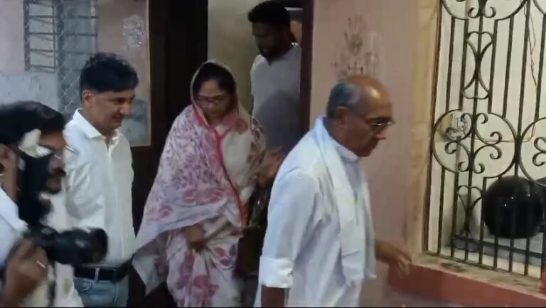 संघ प्रमुख के मणिपुर वाले बयान पर दिग्विजय सिंह ने दिया बयान…..