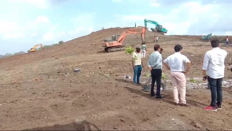 इंदौर मंत्री कैलाश विजयवर्गीय ने किया रेवती रेंज के दौरा,165 एकड़ पहाड़ी को पौधारोपण के लिए किया जा रहा है तैयार।