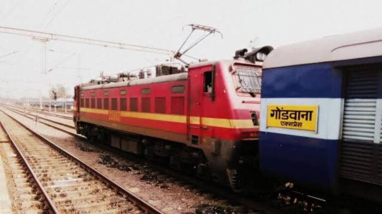 हजरत निजामुद्दीन से दुर्ग जा रही गोंडवाना एक्सप्रेस में हंगामा