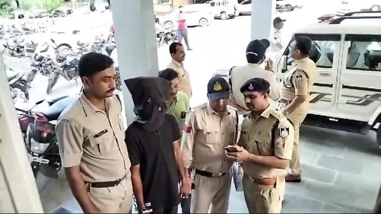 रीवा में 8 चोरी की घटनाओं का हुआ खुलासाः एक ही बदमाश निकला सभी चोरियों का मास्टरमाइंड।