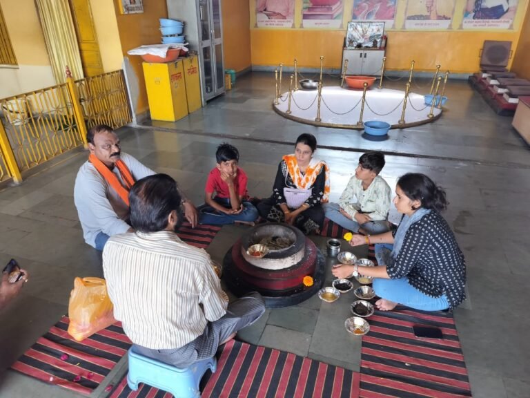 मंदसौर, मुस्लिम महिला मेहनाज ने दो बेटों के साथ हिंदू धर्म अपनाया….