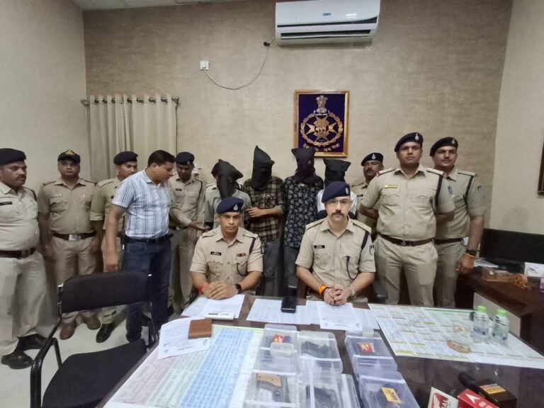 जावरा पुलिस को बड़ी सफलता: 6 अवैध पिस्टल के साथ 4 आरोपी गिरफ्तार….