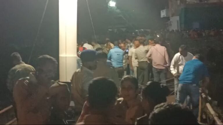 नीमच के रिहायशी इलाके में गहरे नाले में गिरा बालक,एसडीआरएफ की टीम जुटी खोजने।