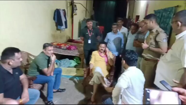 शहीद सैनिक के निधन पर विधायक संजय पाठक ने जताया शोक