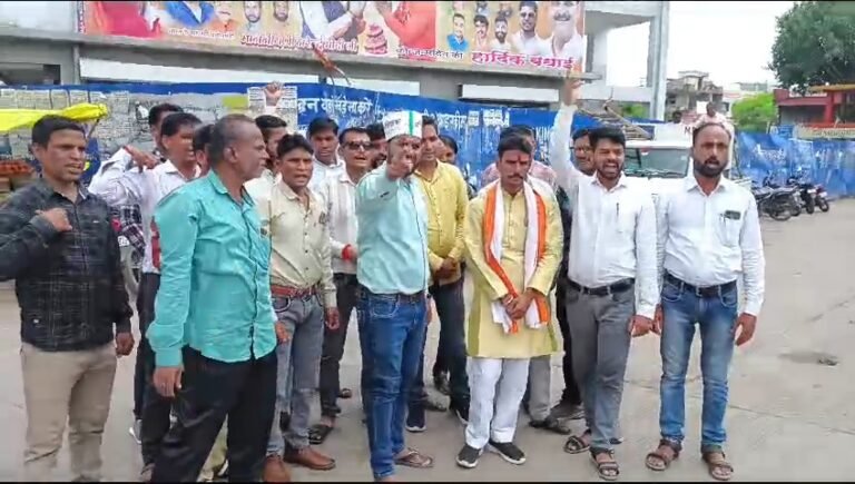 मध्य प्रदेश में शिक्षा मंत्री के बयान पर बड़ा बवाल: अतिथि शिक्षक सड़कों पर उतरे