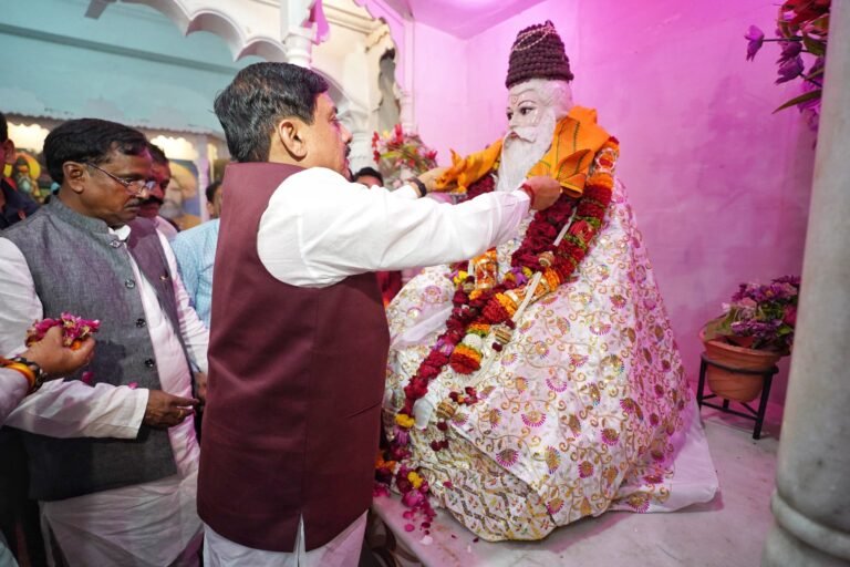 महर्षि वाल्मीकि जयंती पखवाड़ा’ का मुख्यमंत्री ने किया शुभारंभ