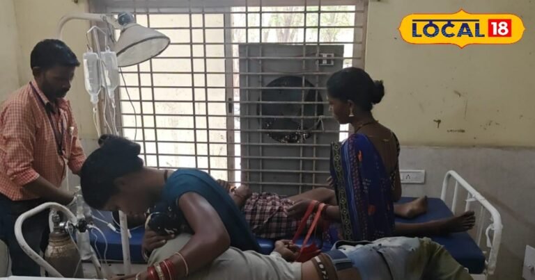 पड़ोसी के घर में रखी शराब की बोतल देख दो दोस्तों को आई लालच, गटकते ही हलक में आई जान, भागना पड़ा अस्पताल