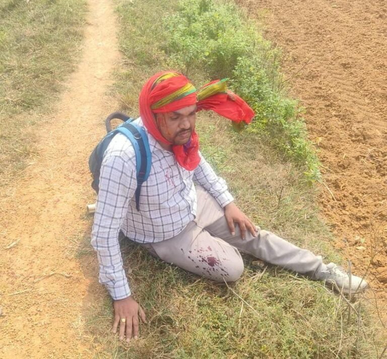 बेदखली कराने गई राजस्व टीम पर जानलेवा हमला, पटवारी गंभीर हालत में भर्ती