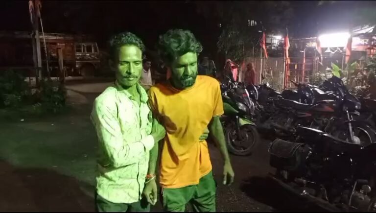 सरपंच ने शराब पिलाकर ग्राम पंचायत के कोटवार को सरिये से पिटा..