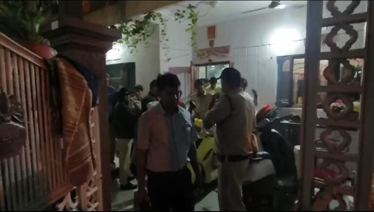 शिक्षा विभाग के जूनियर ऑडिटर के घर लोकायुक्त छापा…