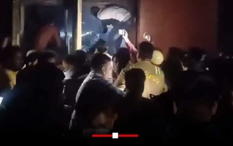 झांसी मेडिकल कॉलेज हादसा: आग से NICU वार्ड, में 10 बच्चों की मौत..लोगों की चीखें बता रही थीं… उन्होंने क्या खो दिया?