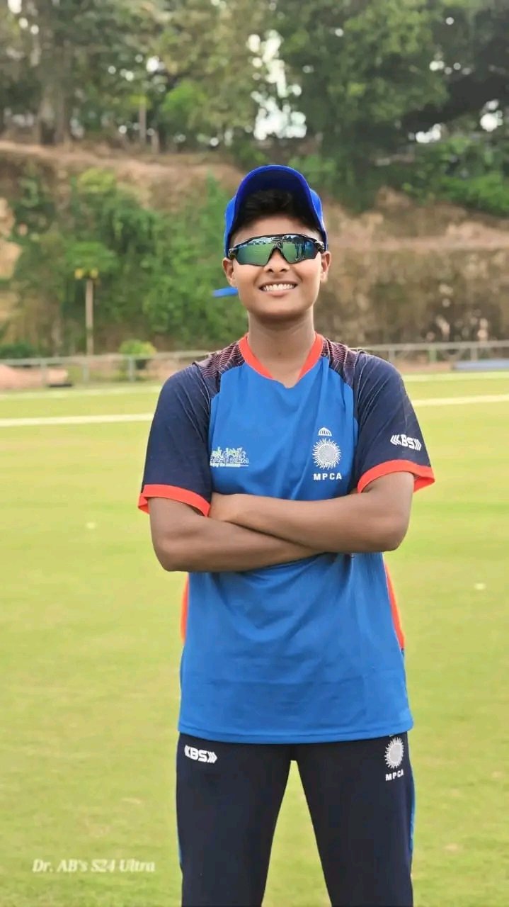 छतरपुर की बेटी का कमालमहिला क्रिकेटर क्रांति गौड़ WPL में खेलेंगी