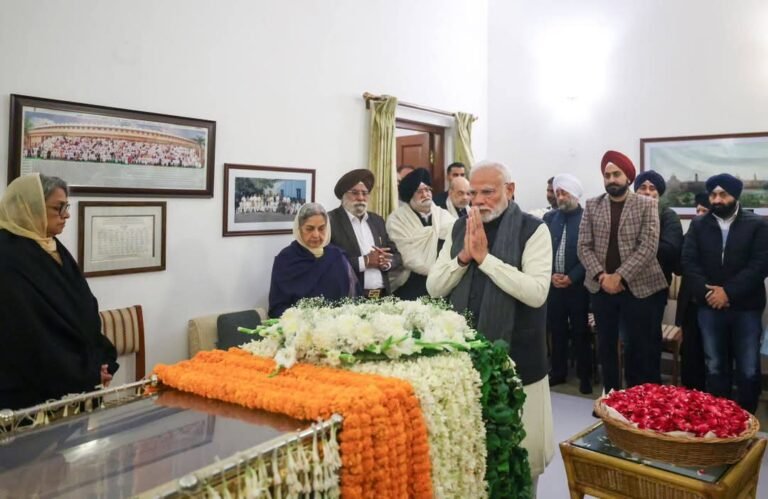 पीएम मोदी ने कहा पूर्व प्रधानमंत्री के निधन सभी की हृदय से गहरी पीड़ा पहुंचाई है…