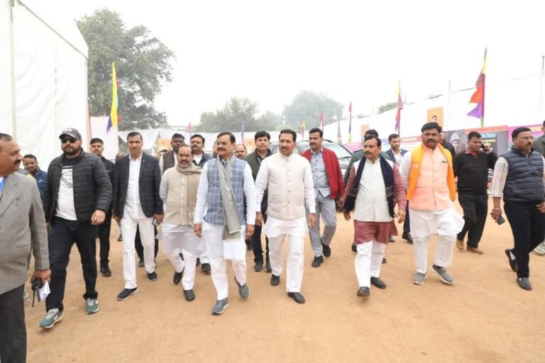 खजुराहो में 25 दिसंबर को PM मोदी देंगे बड़ी सौगात-आगमन को लेकर जोर शोर से तैयारी जारी।