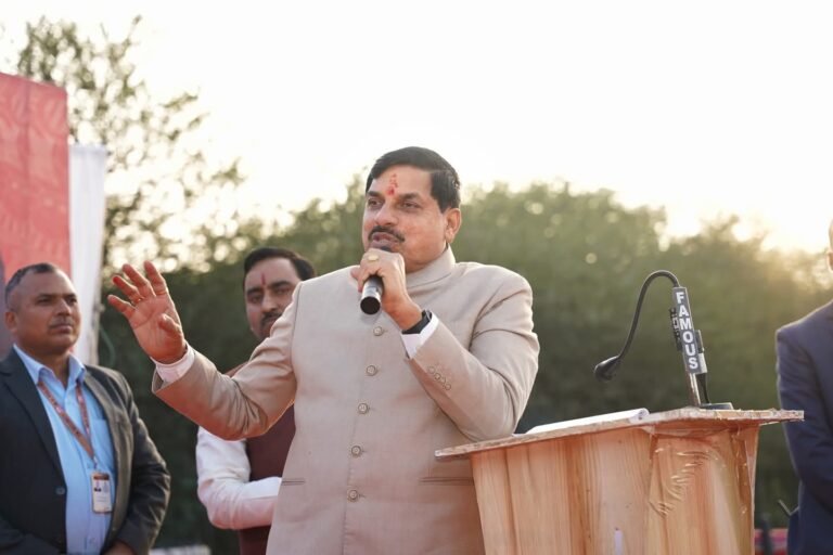 मुख्यमंत्री डॉ मोहन यादव ने मध्य प्रदेश के नव निर्वाचित भाजपा जिला अध्यक्ष को दी बधाई