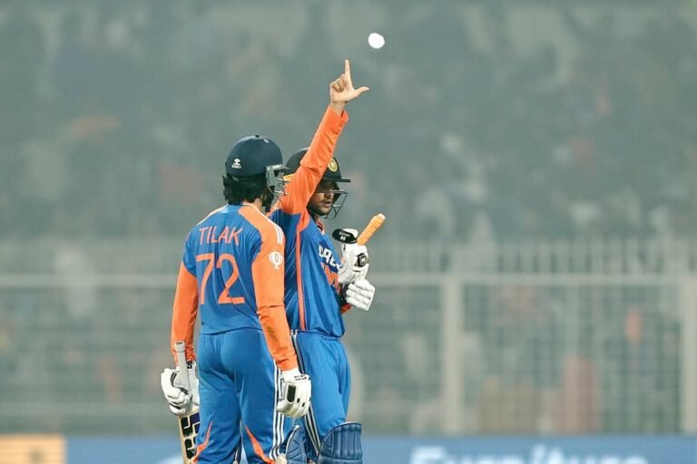 पहले टी20 में भारत ने इंग्लैंड को 7 विकेट से हराया