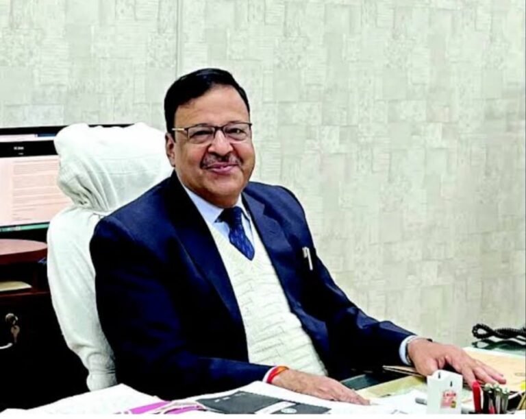 जीवाजी यूनिवर्सिटी के कुलगुरू प्रोफेसर अविनाश तिवारी पर EOW में हुआ मामला दर्ज.