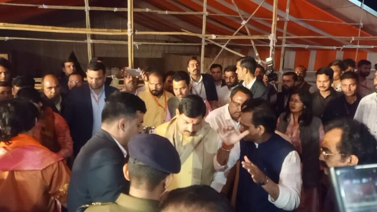 बागेश्वर धाम पहुंचे मुख्यमंत्री,23 फरवरी के कार्यक्रम की देखी तैयारी