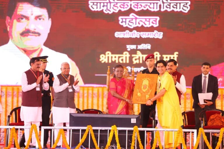बेटियों को स्वाबलंबी और सशक्त बनाना समाज का दायित्व: द्रौपदी मुर्मु