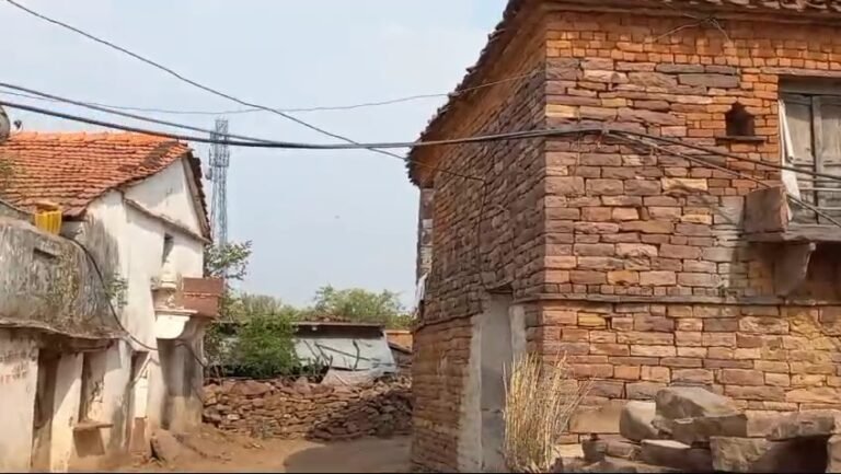 पानी की एक एक बूंद के लिए तरस रहे सर्रा गांव के ग्रामीण, करोड़ो रूपये खर्च करने के बाद भी मोहन सरकार की नल जल स्कीम बेअसर…