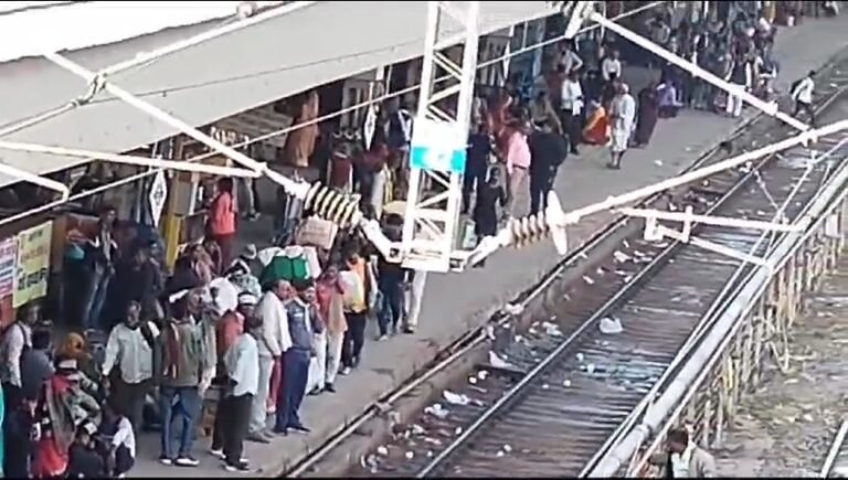 स्टेशन दिल्ली में हुए हादसे के बाद कटनी रेलवे स्टेशन में बड़ी चौकसी..