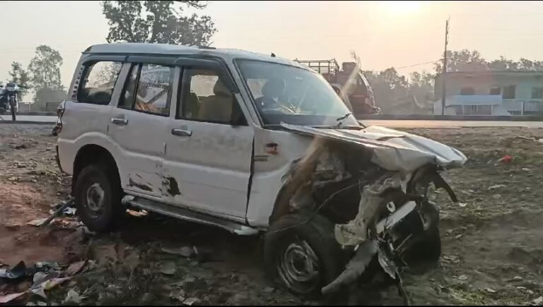 महाकुंभ से वापस लौट रहे थे दर्शनार्थी ,तेज रफ्तार वाहन का कहर तीन की मौत चार घायल