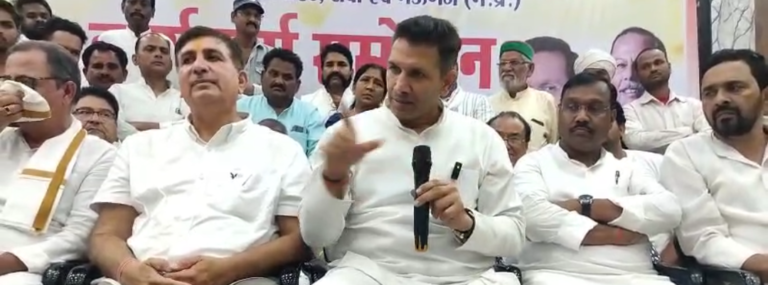 रीवा में कार्यकर्ता सम्मेलन में जीतू पटवारी ने भाजपा सरकार पर बोला जमकर हमला