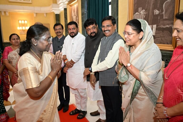 भिंड सांसद महामहिमा राष्ट्रपति द्रौपदी मुर्मू के साथ करेंगी विदेश यात्रा।