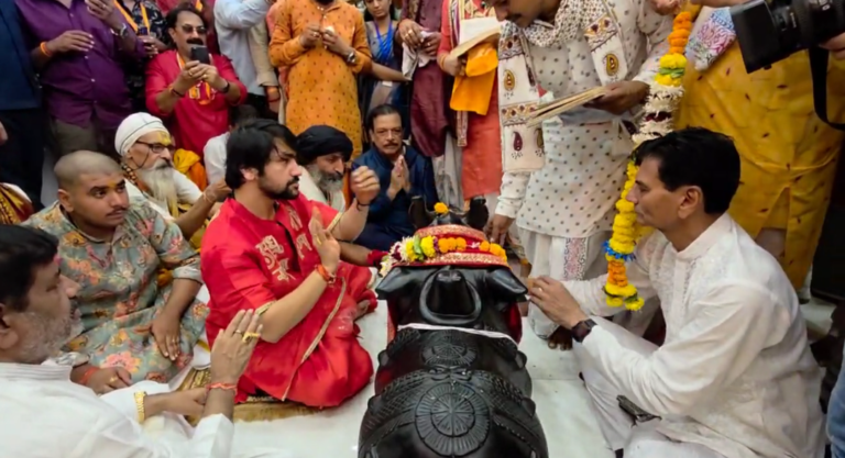 महाराष्ट्र की धरती पर बागेश्वर बालाजी सनातन मठ, बालाजी के साथ स्थापित हुआ…