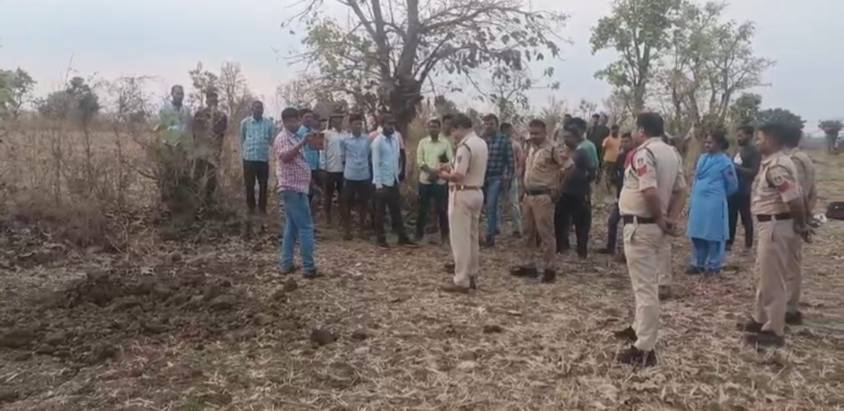 देवर देवरानी और ससुर ने मिल कर विधवा बहू की हत्या कर शव खेत मे गाड़ा