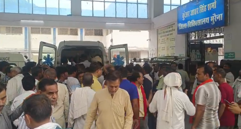 शराब माफ़ियाओं ने की गोली मारकर चाचा भतीजे की हत्या