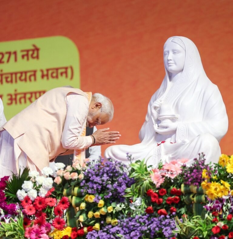 प्रधानमंत्री मोदी ने अहिल्याबाई को बताया ‘नारी शक्ति का प्रतीक’, महिला सशक्तिकरण पर दिया जोर