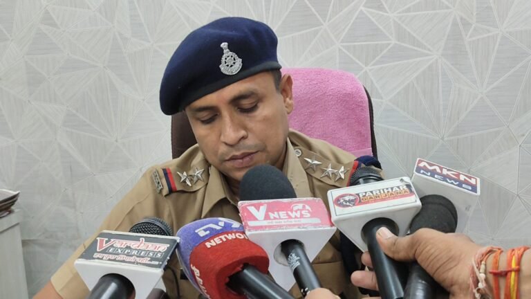 नाबालिग बच्ची को बहला-फुसलाकर ले जाने का प्रयास, पुलिस और VHP की तत्परता से बच्ची को परिजनों को सौंपा गया