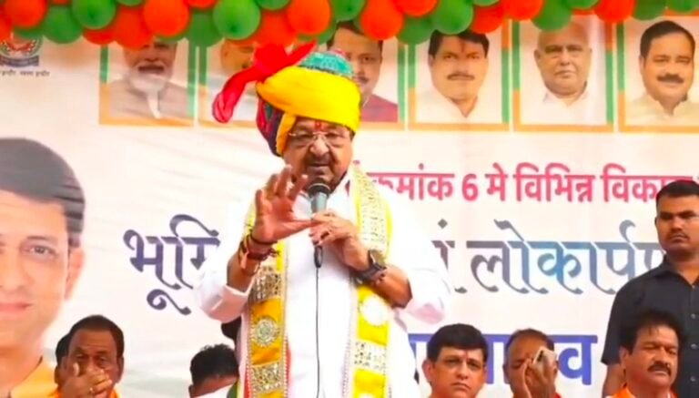 मंच से मंत्री कैलाश विजयवर्गीय का बेबाक बयान, बोले- “जो गलत है, वो गलत… किसी को बुरा लगे तो लगे”